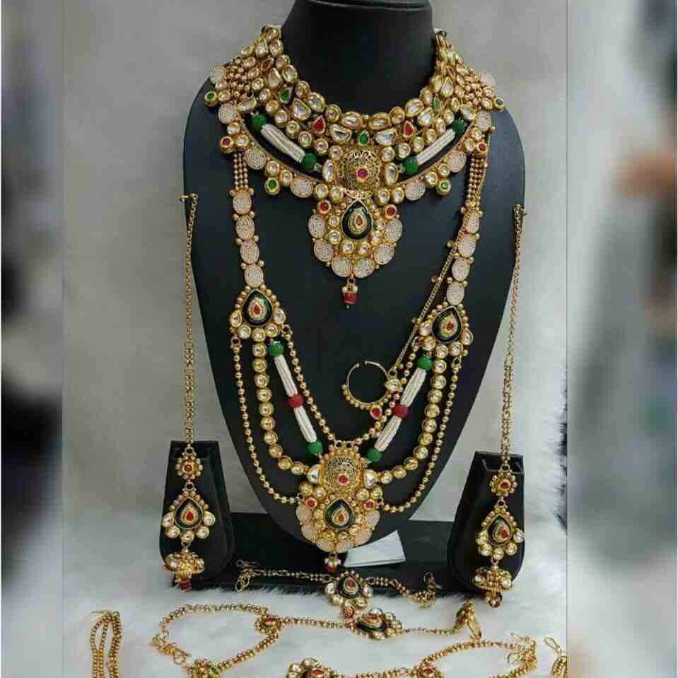 Special Copper Ladies Kundan Bridal Set