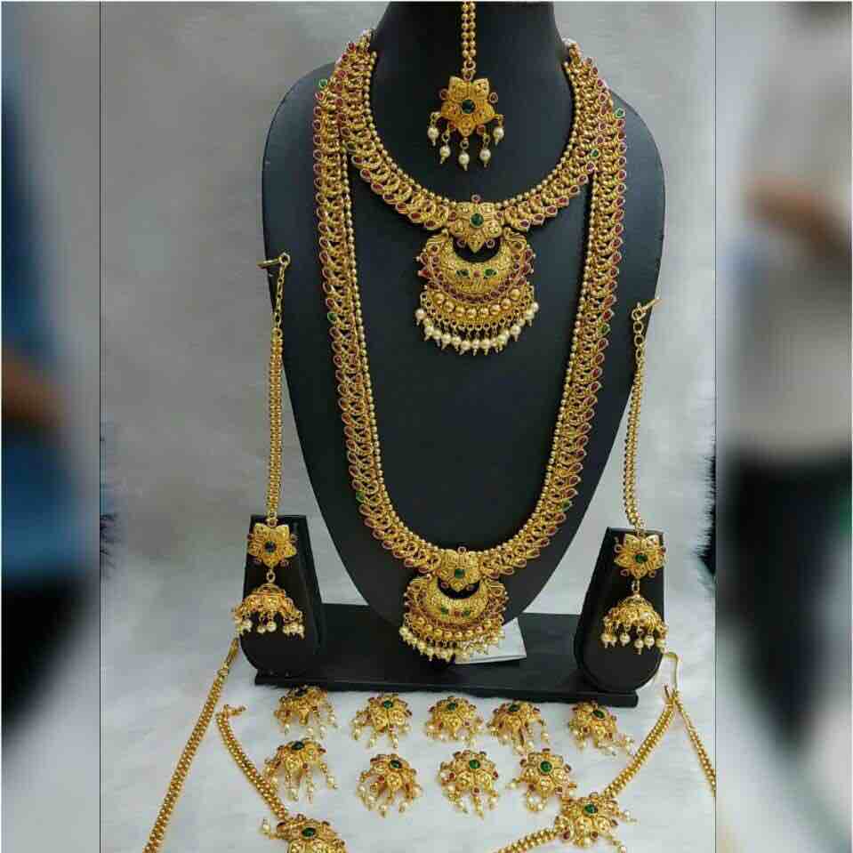 Antique Fashionable Bridal Necklace sets