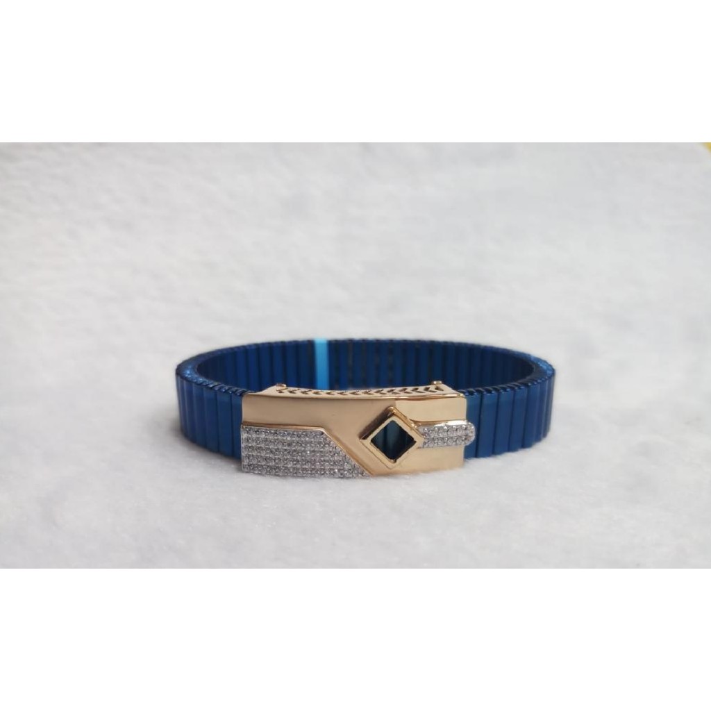 18ct goregus designer jents kada