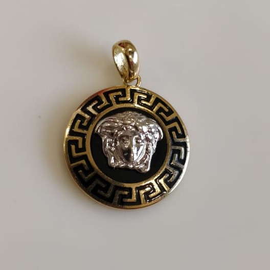 18K Gold Italian Pendant