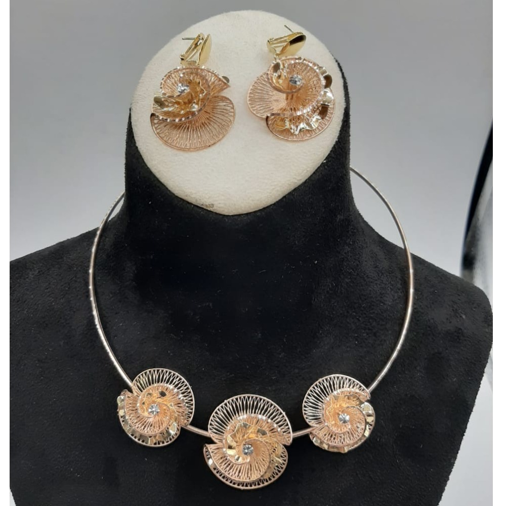 18K Gold Italian Stylish Necklace Set