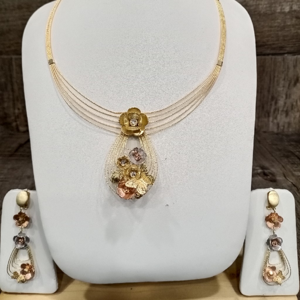 very nice Italian jewelry