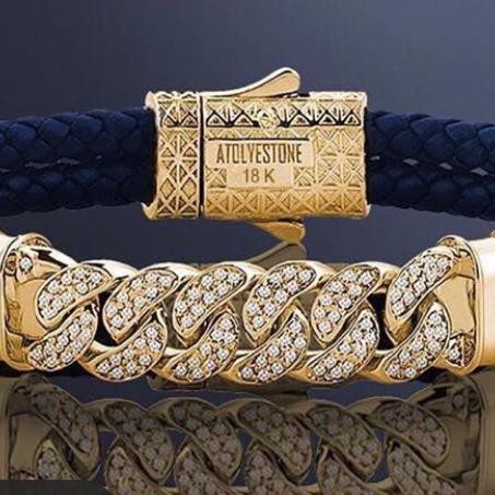 important chain and jewelry