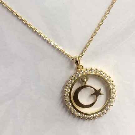 18kt important Italian chains and jewelry