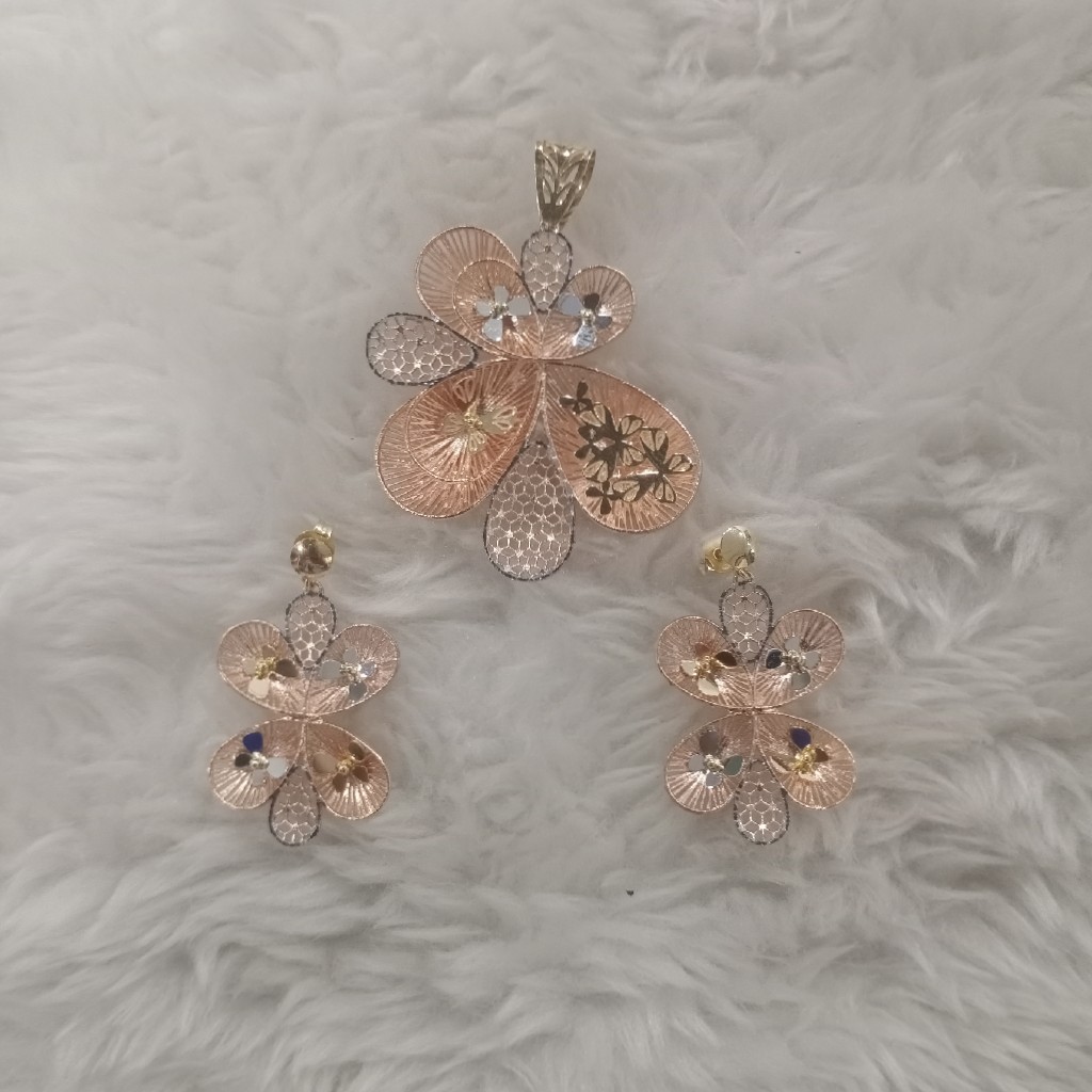 Fancy italian Pendant Set