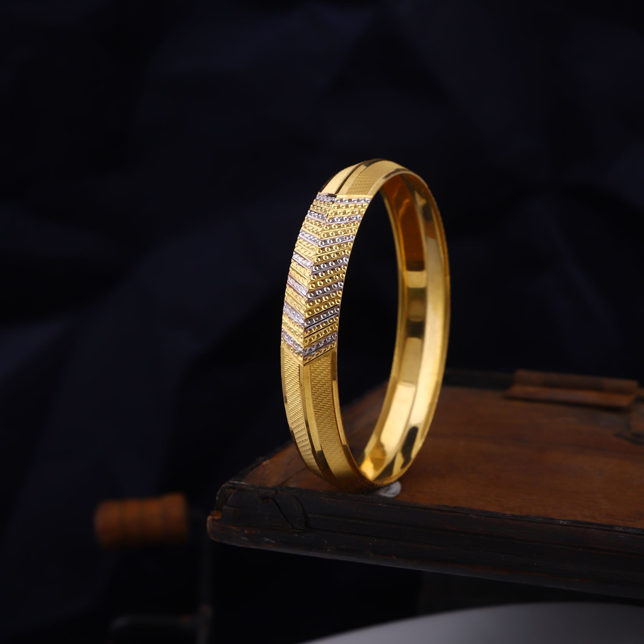 916 Gold Handmade Mens Kada