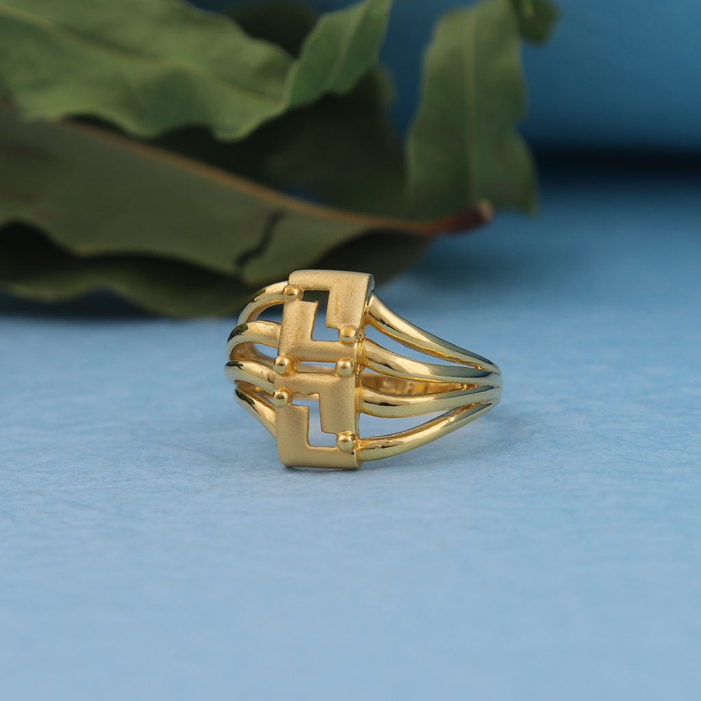 916 Plain Gold Ladies Ring