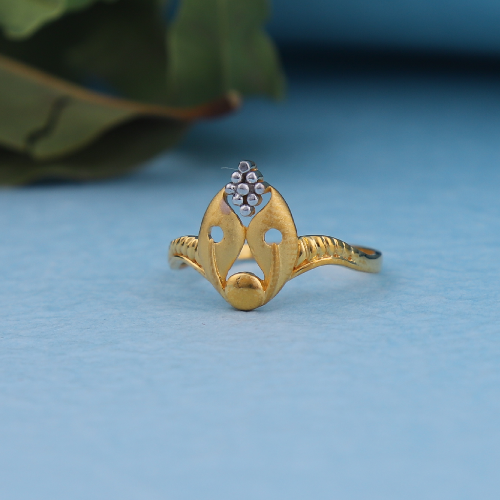 916 plain gold ladies ring 01