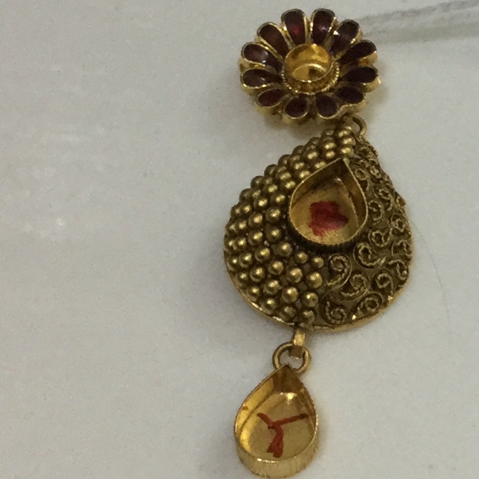 22KT Gold Ladies Designer Earrings