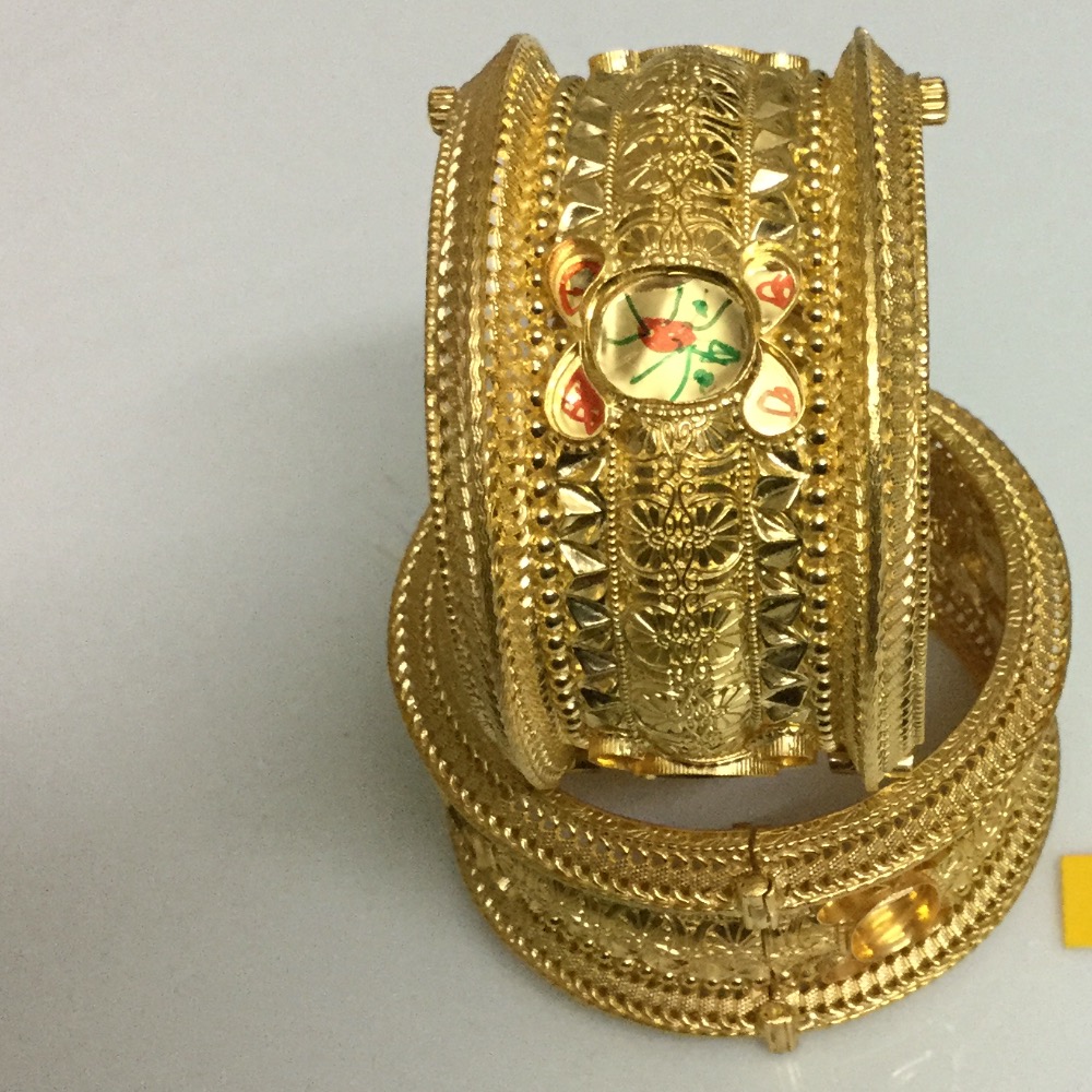 22KT Gold Ladies Designer Bangle