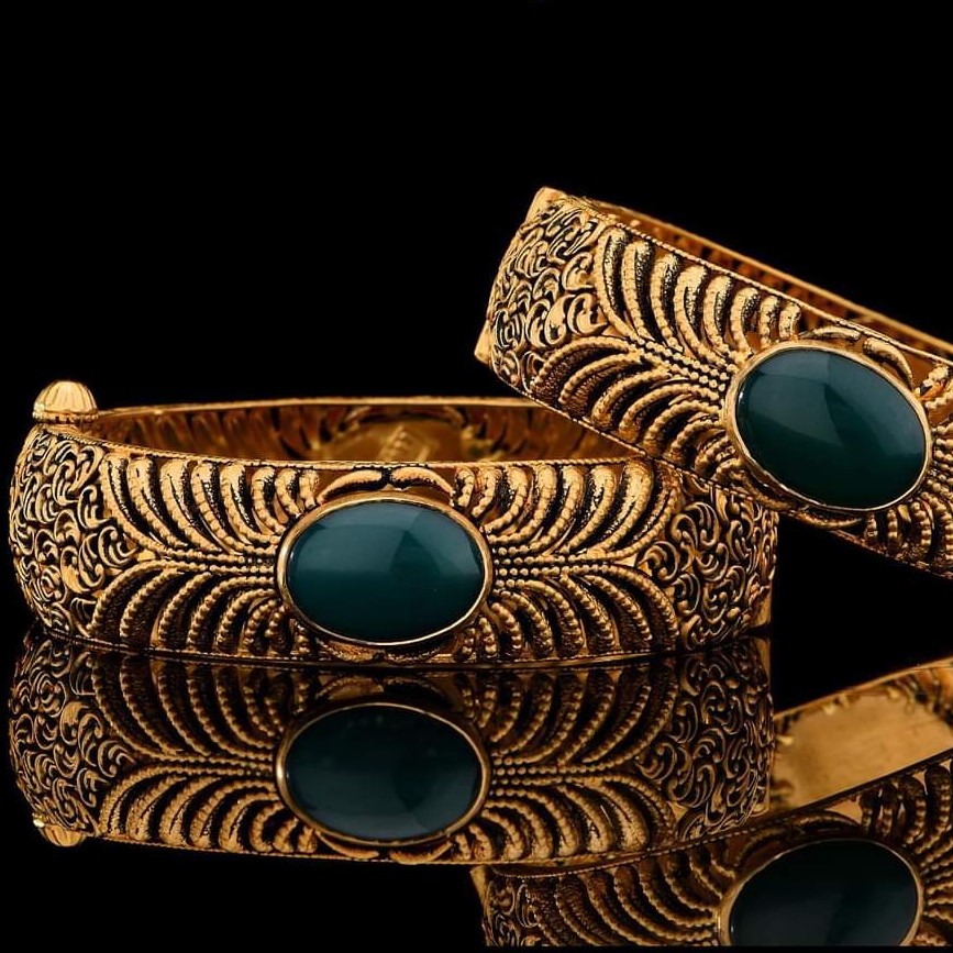 Rajkot Work Bangles With Green Stone Jadtar Work