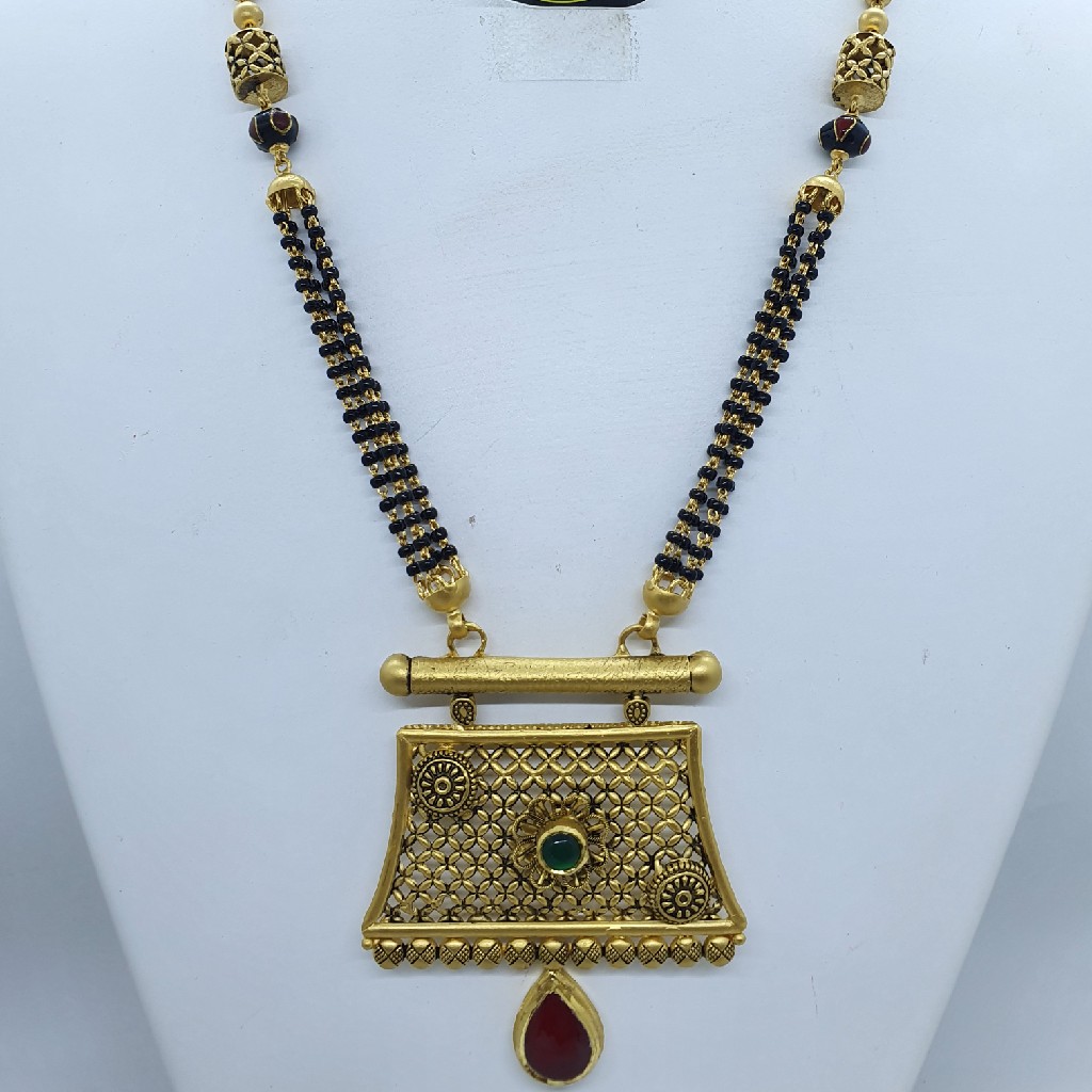 Antique Jadtar Mangalsutra with Fusion in designs