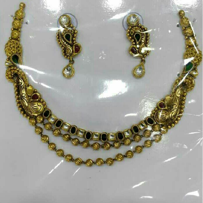 916 Gold Ladies Jadtar Antique Attractive Necklace Set