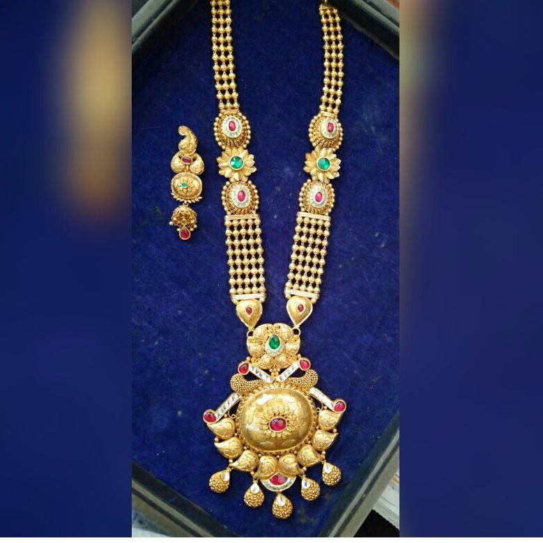 long necklace