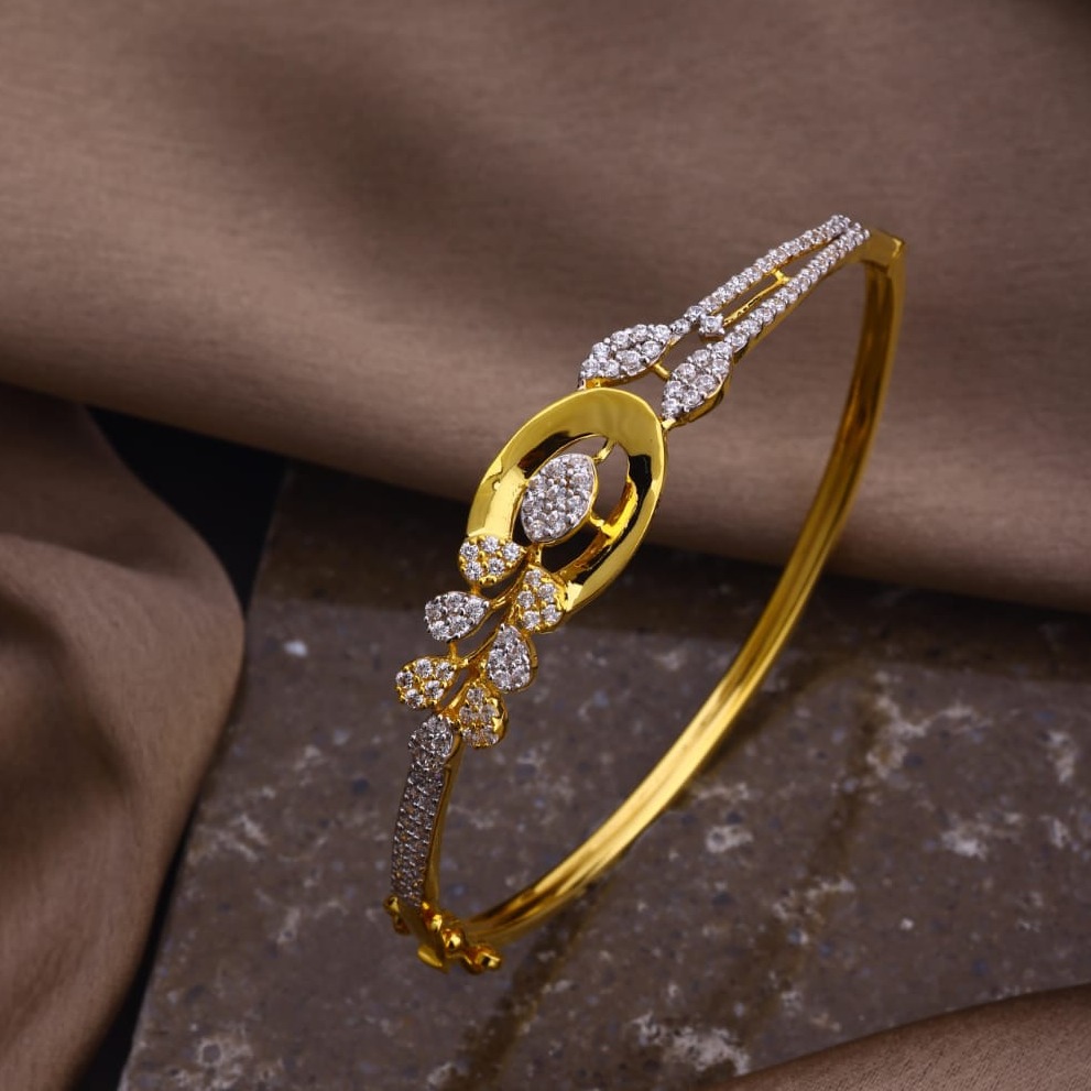 22K Gold Hallmarked AD Light Weight Bracelet