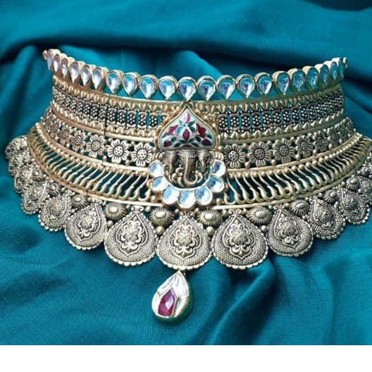 916 Gold Chokar Set