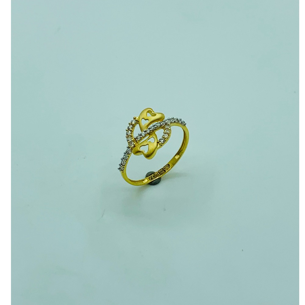 22CT GOLD DIAMOND RING
