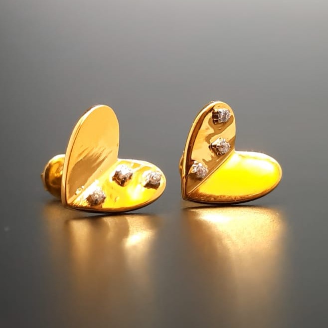 18 CT GOLD TOPS FOR HEART SHAPE FOR UNIQE DESIGN