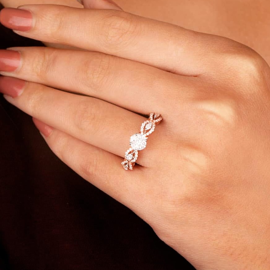 22CT. GOLD RING SINGLE DIAOMOND - Image 2