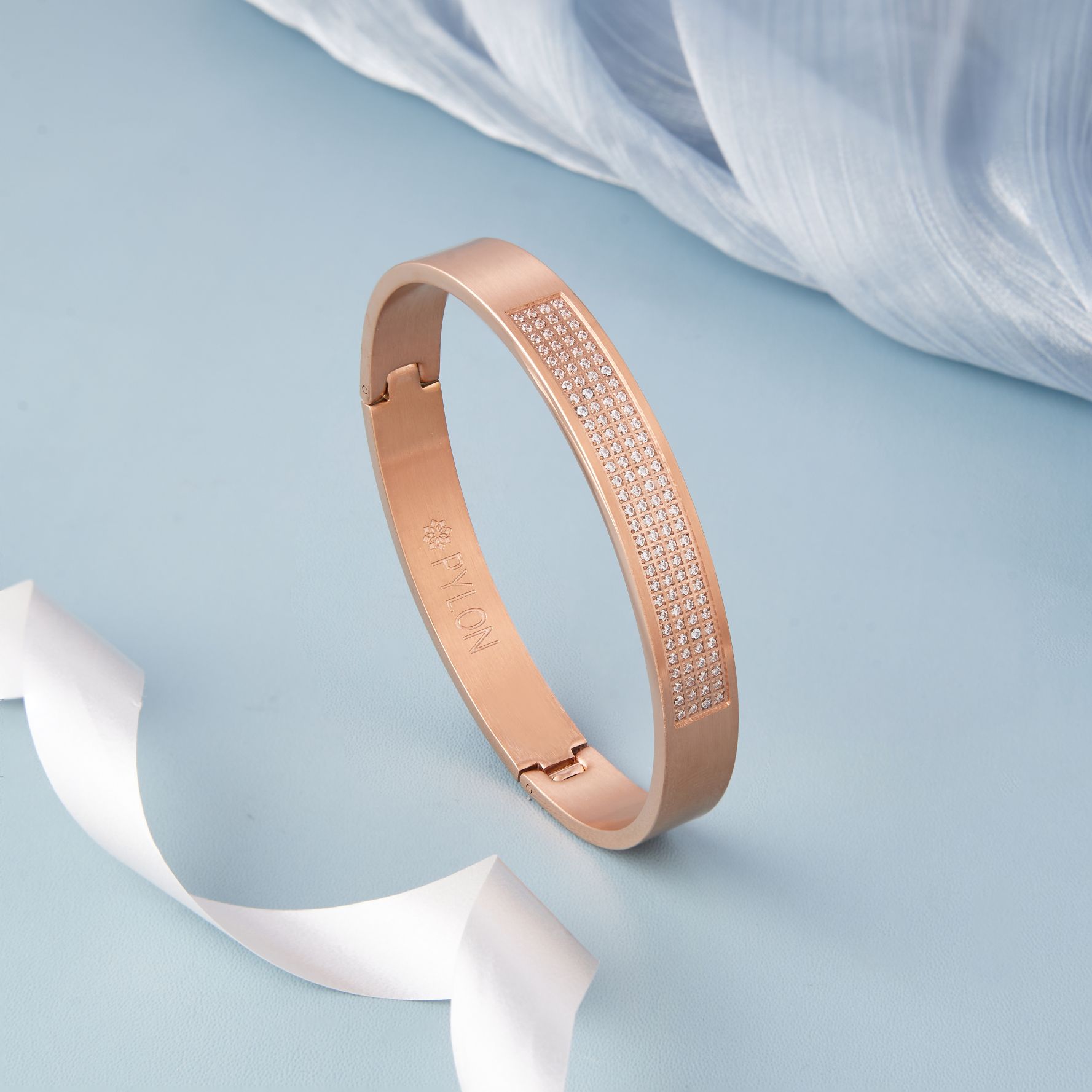 Roseatte Sovereign Bracelet