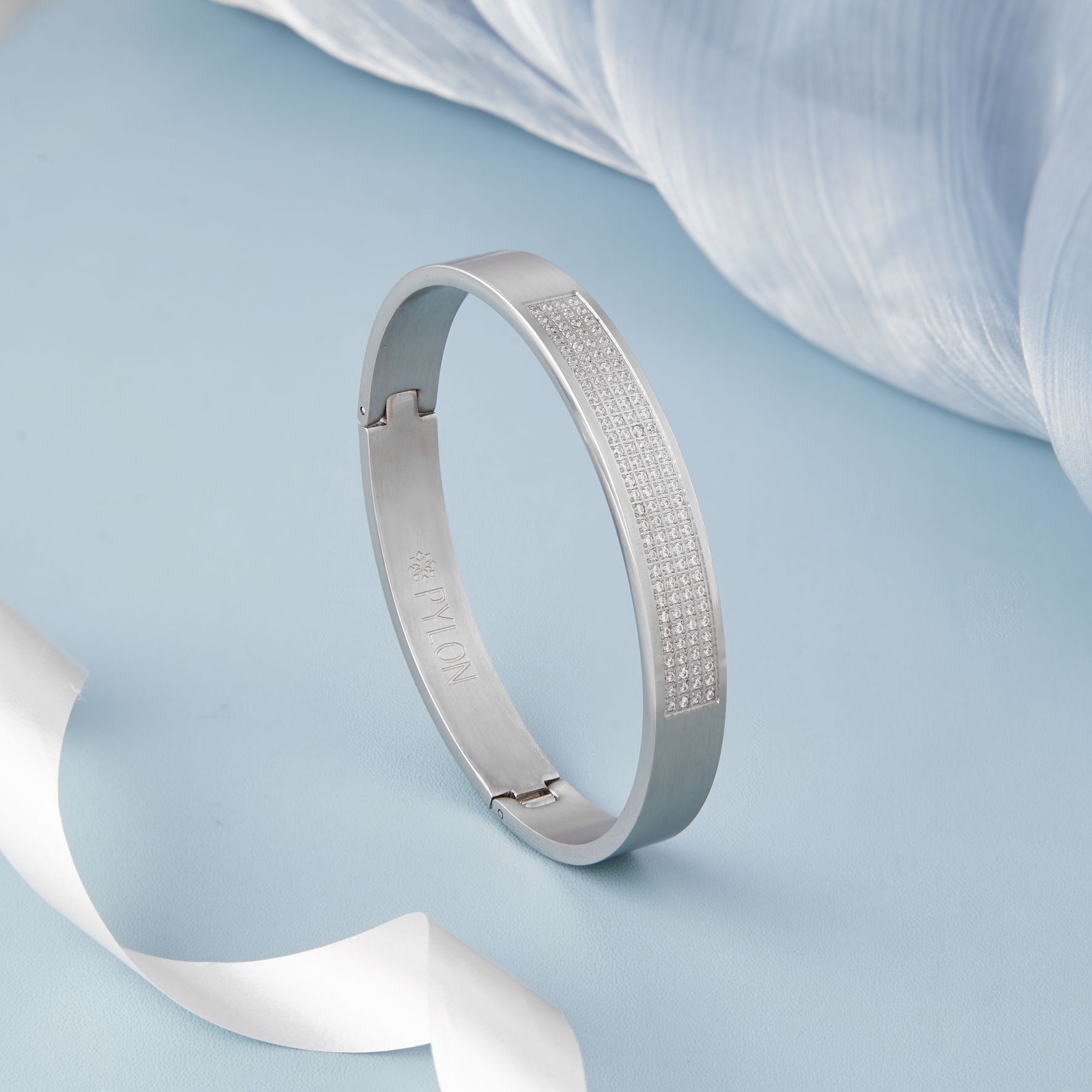 Sovereign Classique Bracelet