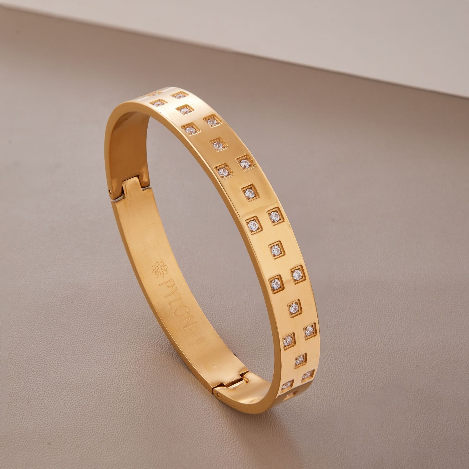 Matrix luxe with gold polish Bracelet