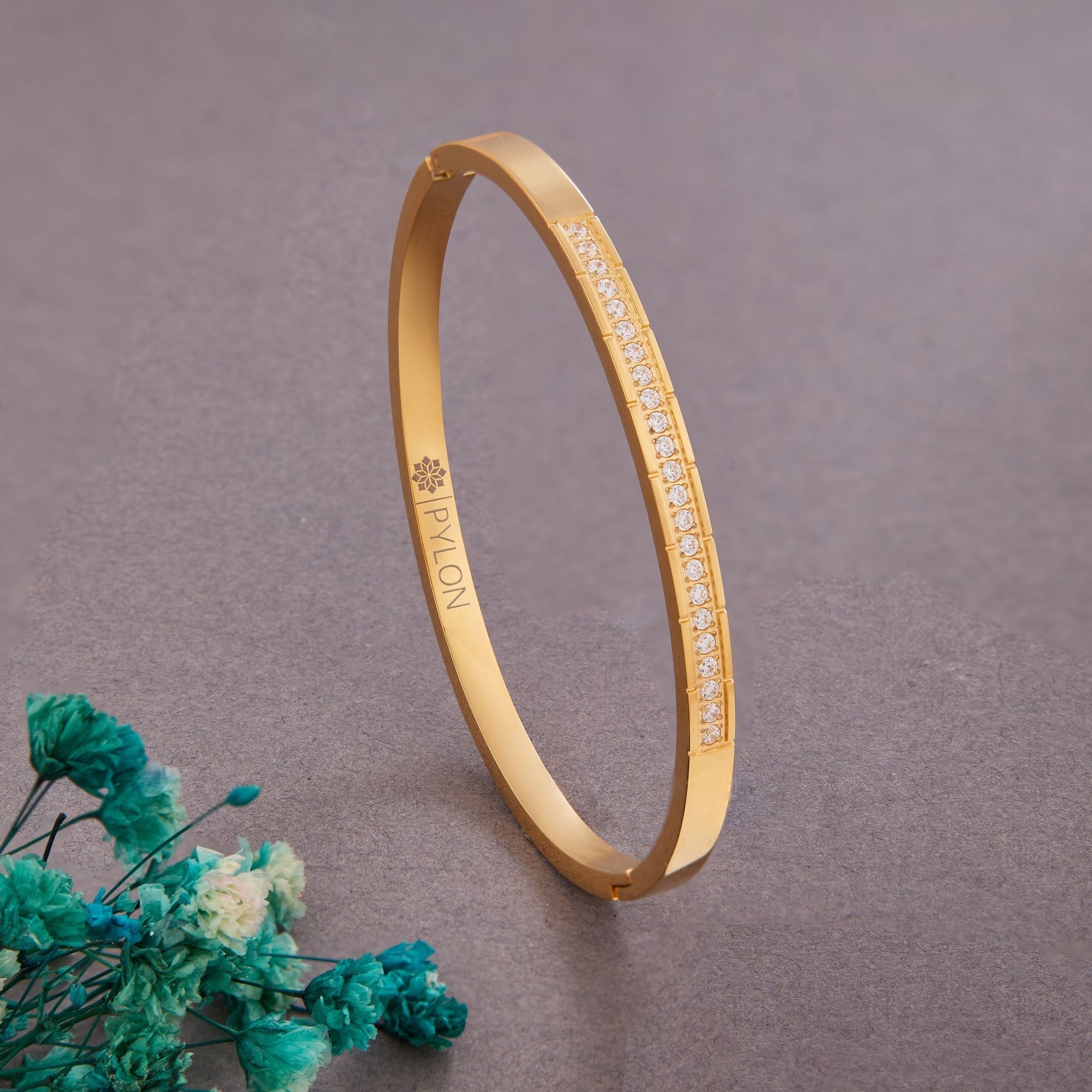 Golden torque Bracelet