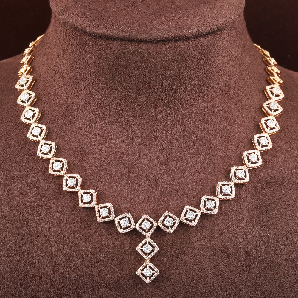 18kt yellow gold designer diamond necklace