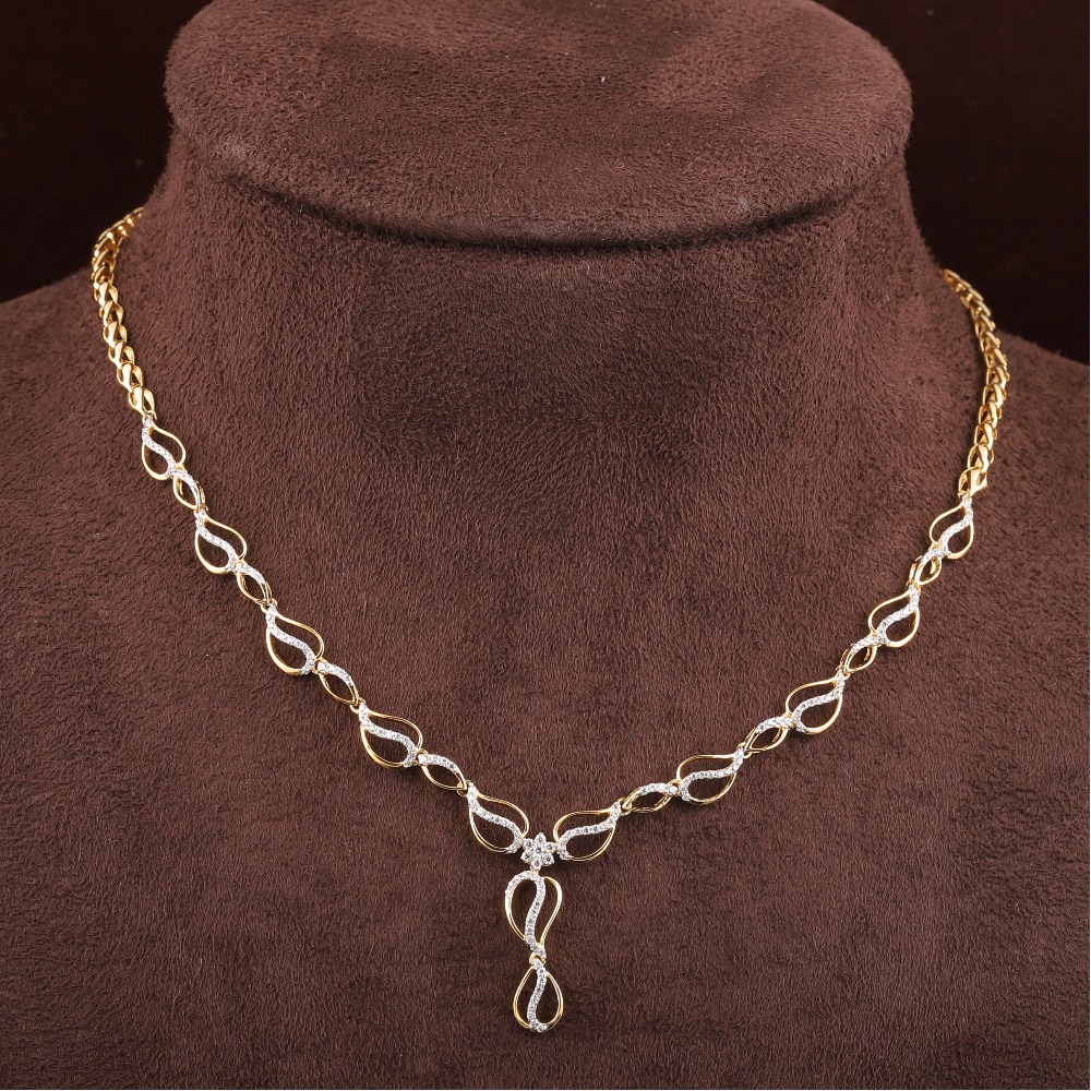 18kt yellow gold designer diamond necklace