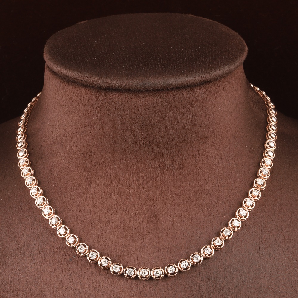18kt designer diamond necklace