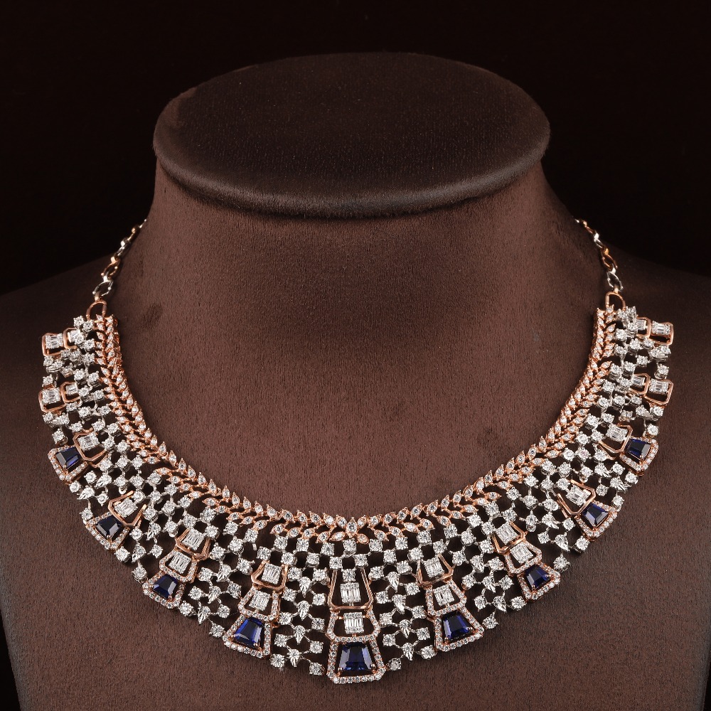 18kt designer diamond fancy necklace