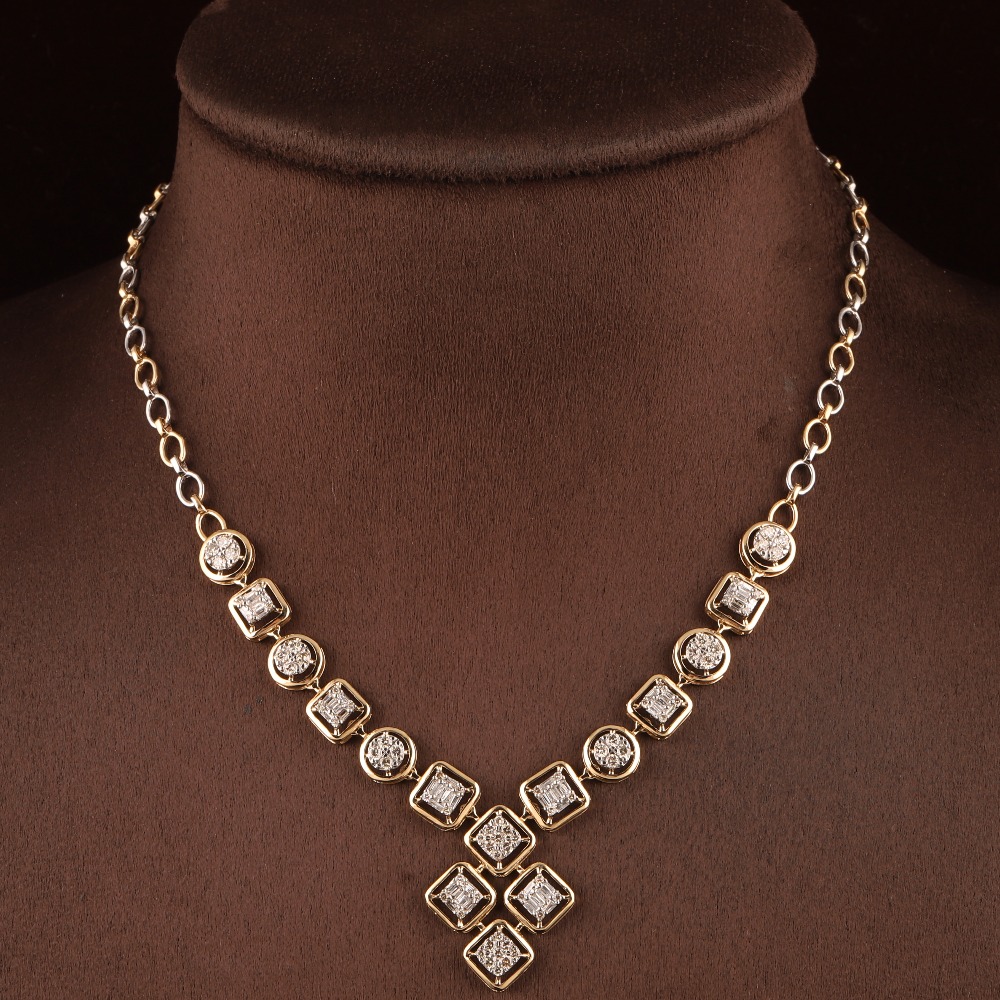 18kt designer diamond necklace