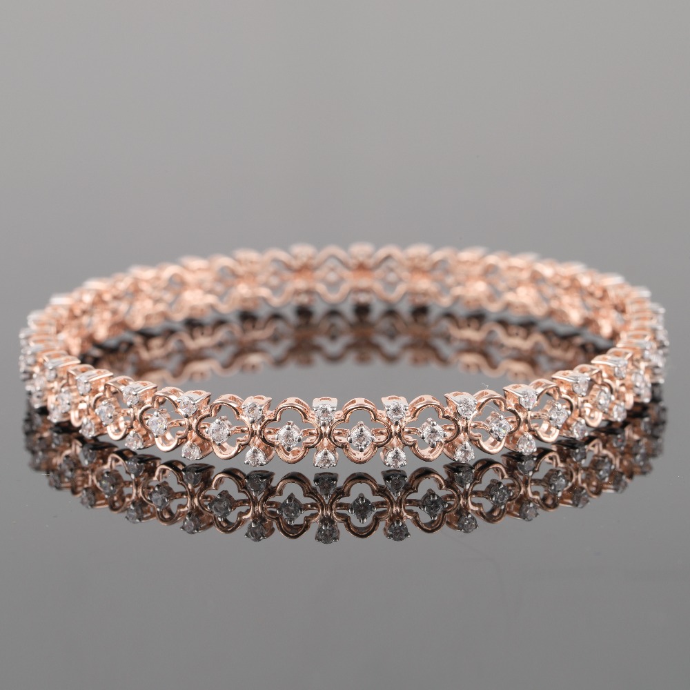 18kt designer diamond bangle