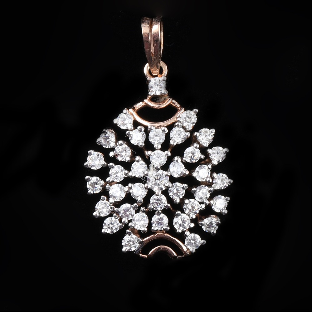 18kt designer diamond pendant