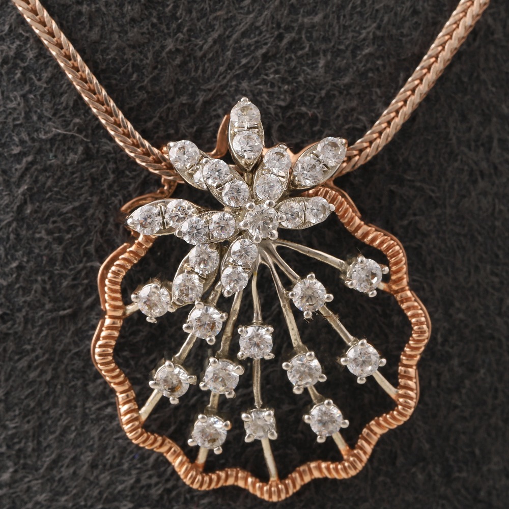 18kt rose gold diamond fancy pendant