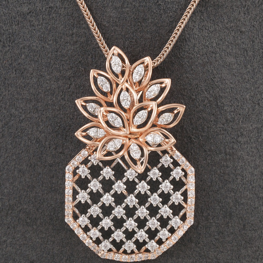 18kt pan shaped diamond pendant