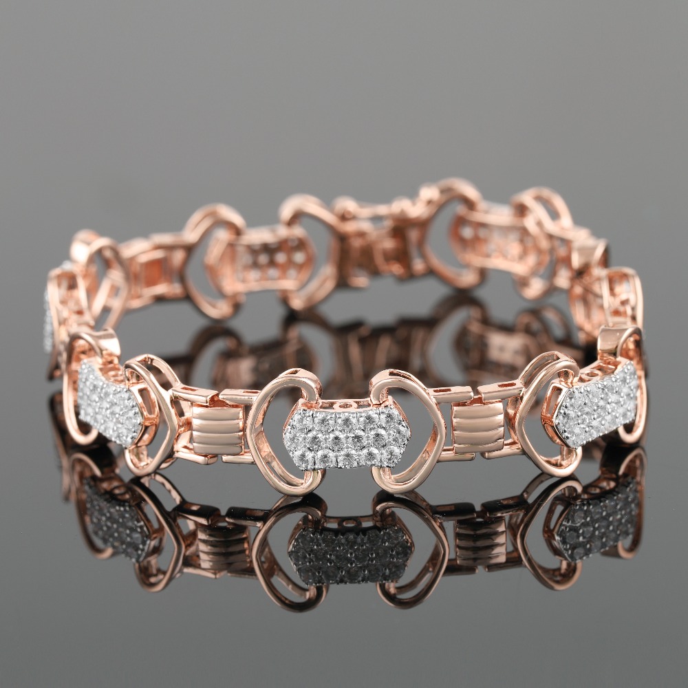 18kt square shaped diamond men's bracelet