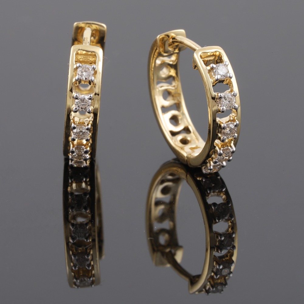 18kt designer diamond bali earrings