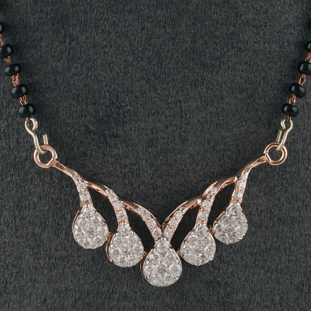 18Kt Gold Fancy Diamond Mangalsutra