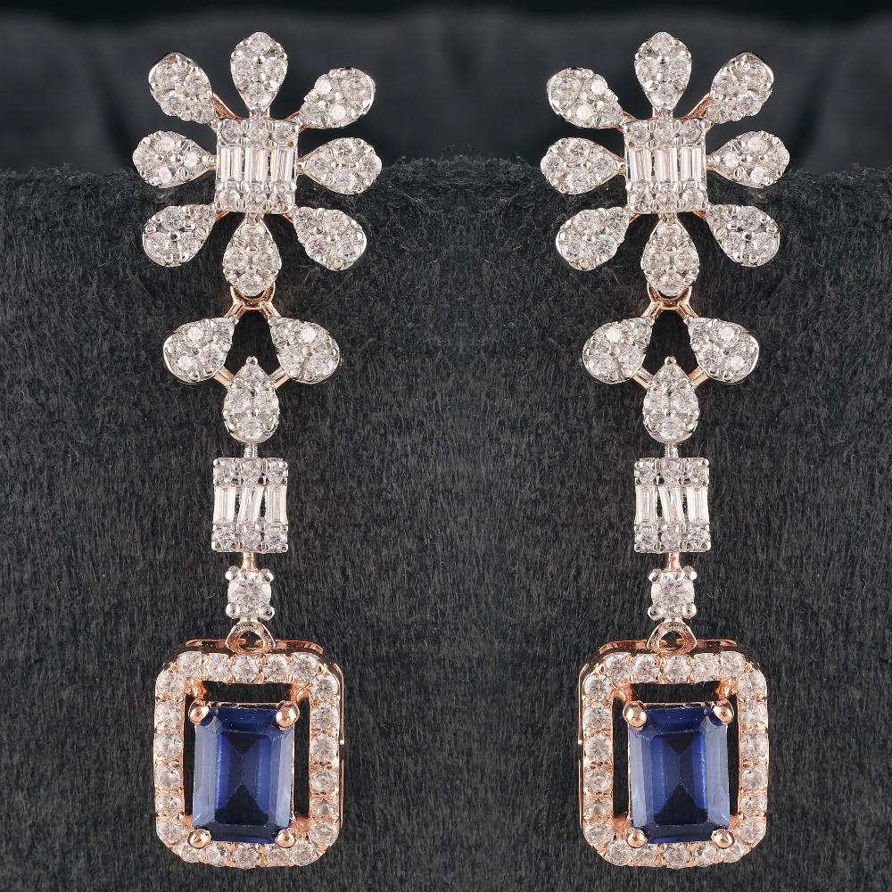 18Kt Gold Fancy Diamond Earring