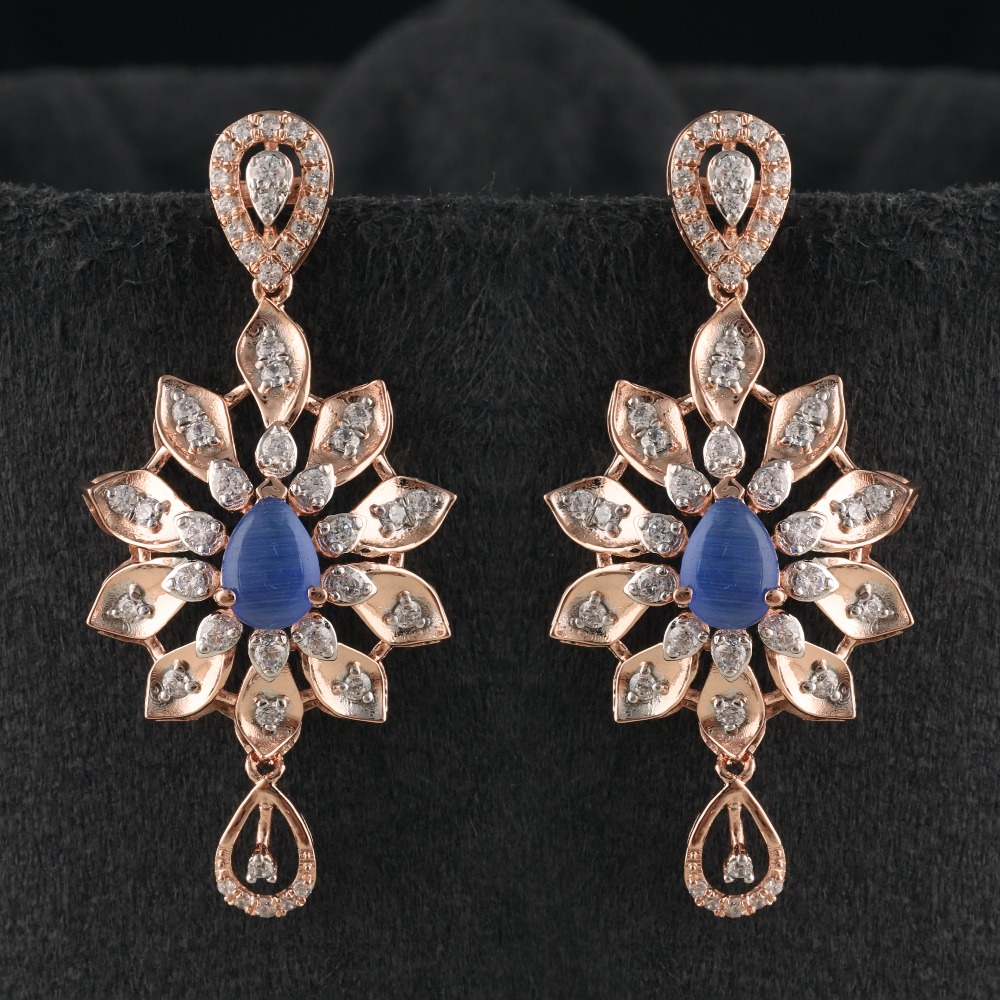 18Kt Gold Fancy Diamond Earring