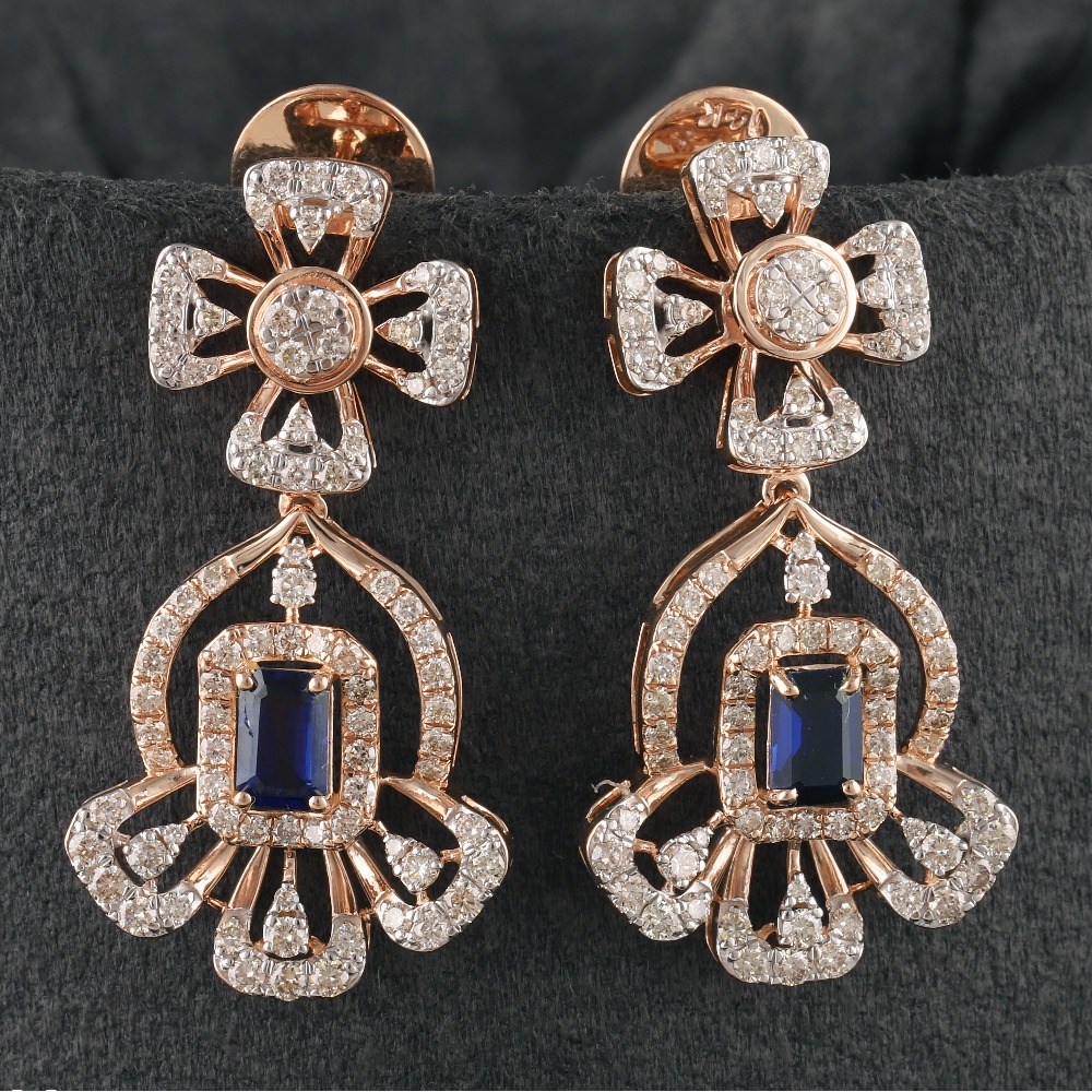 18Kt Gold Cocktail Diamond Earring