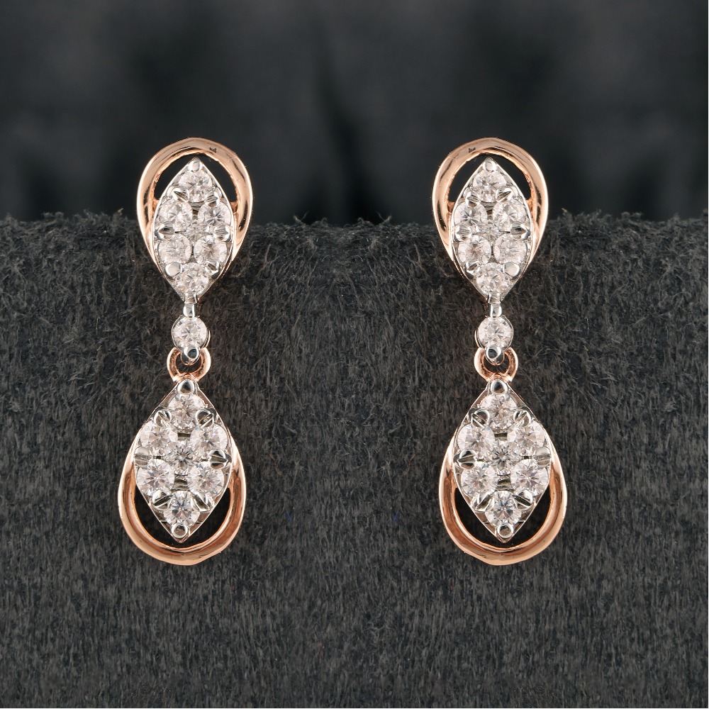 18Kt Gold Glorious Diamond Earring