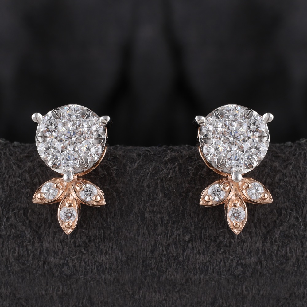 18Kt Gold Fine Design Diamond Earring