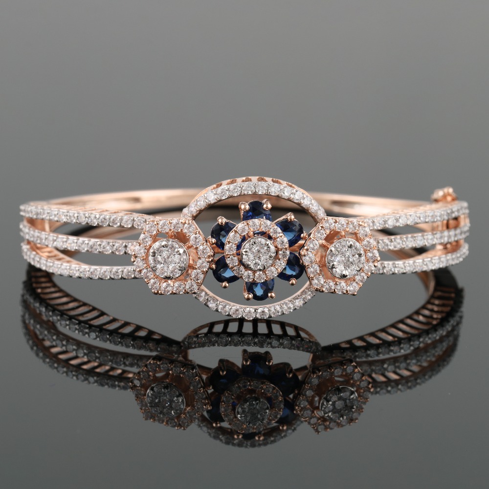 18Kt Gold Delight Diamond Bracelet