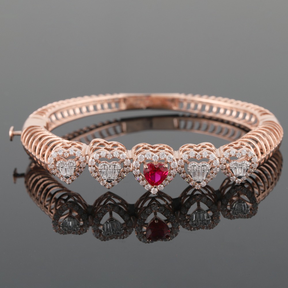18Kt Gold Classic Diamond Bracelet