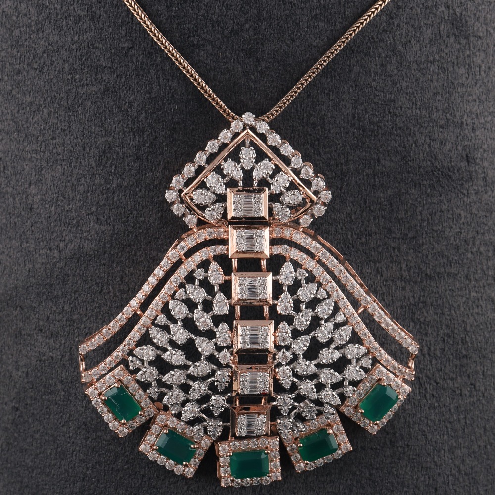 18K Gold Delicate Diamond Pendant