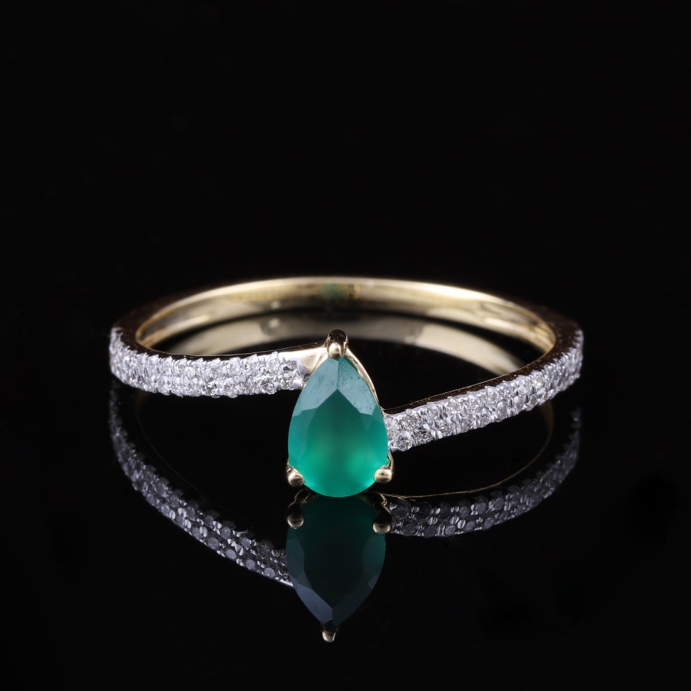 18K Gold Fancy Diamond Ring