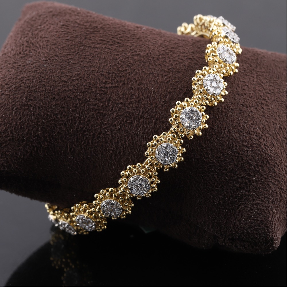 18K Gold Plain Diamond Bracelet