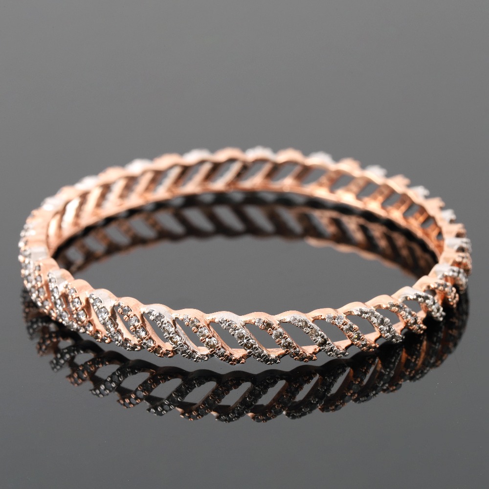 18KT Gold Graceful Diamond Bangle